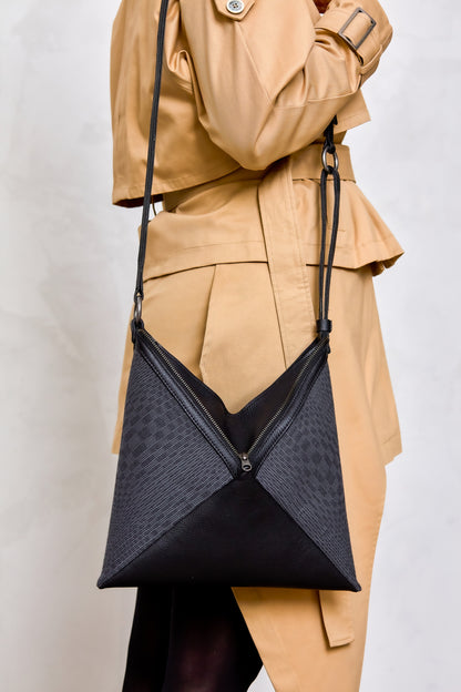 Grande pochette Puso avec insert tissé à la main