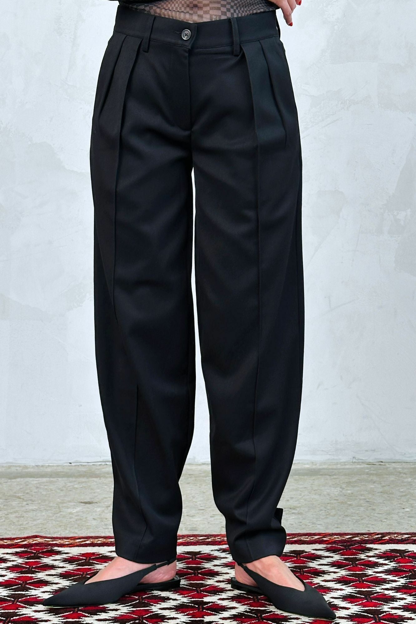 Pleated Mid Rise Trouser (Tropical Wool)