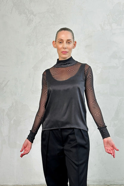 Low Scoop Tank with Belt